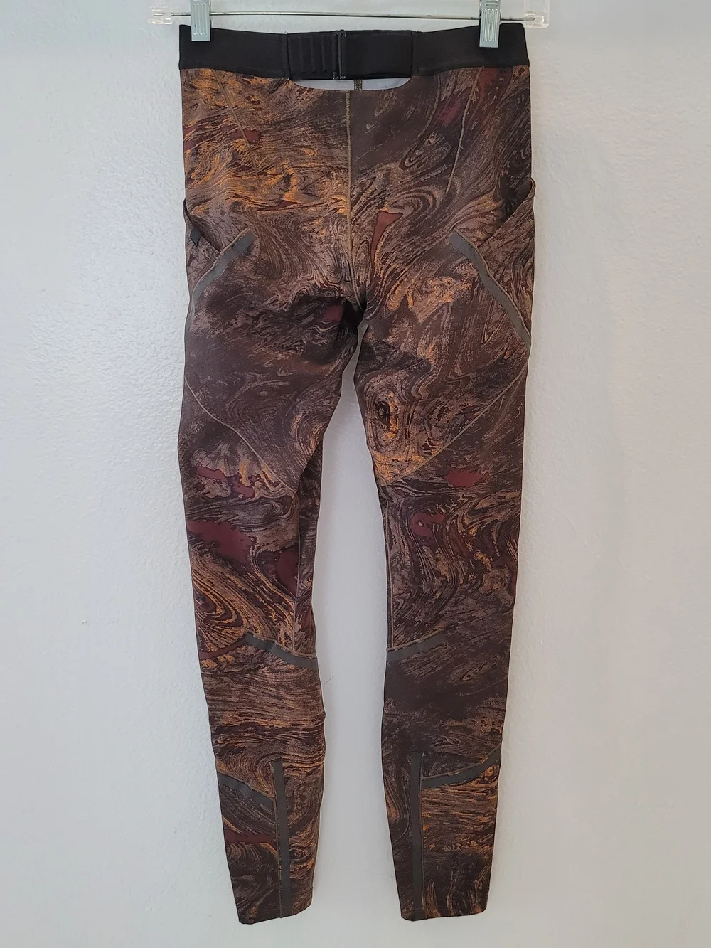 Lululemon Brown Esker Tight Reflective Stretch Sweat Wicking Leggings Womens 4